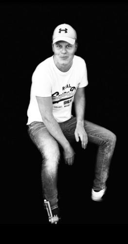 Matthias-in-black-crop